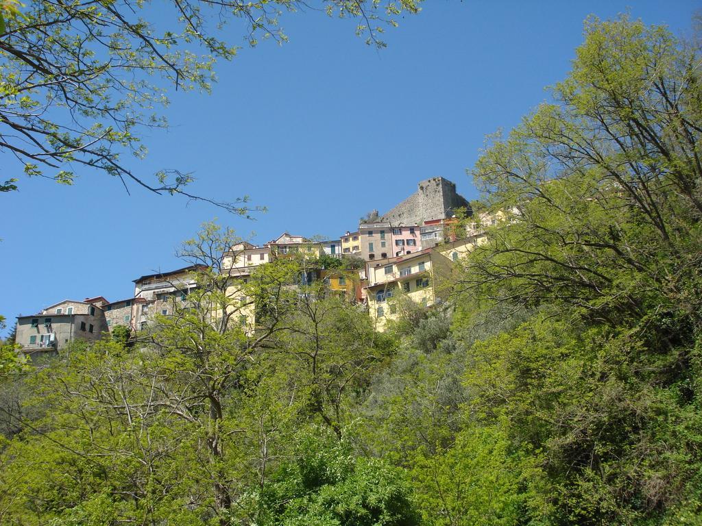 Da Giuse Bed & Breakfast Trebiano Bagian luar foto