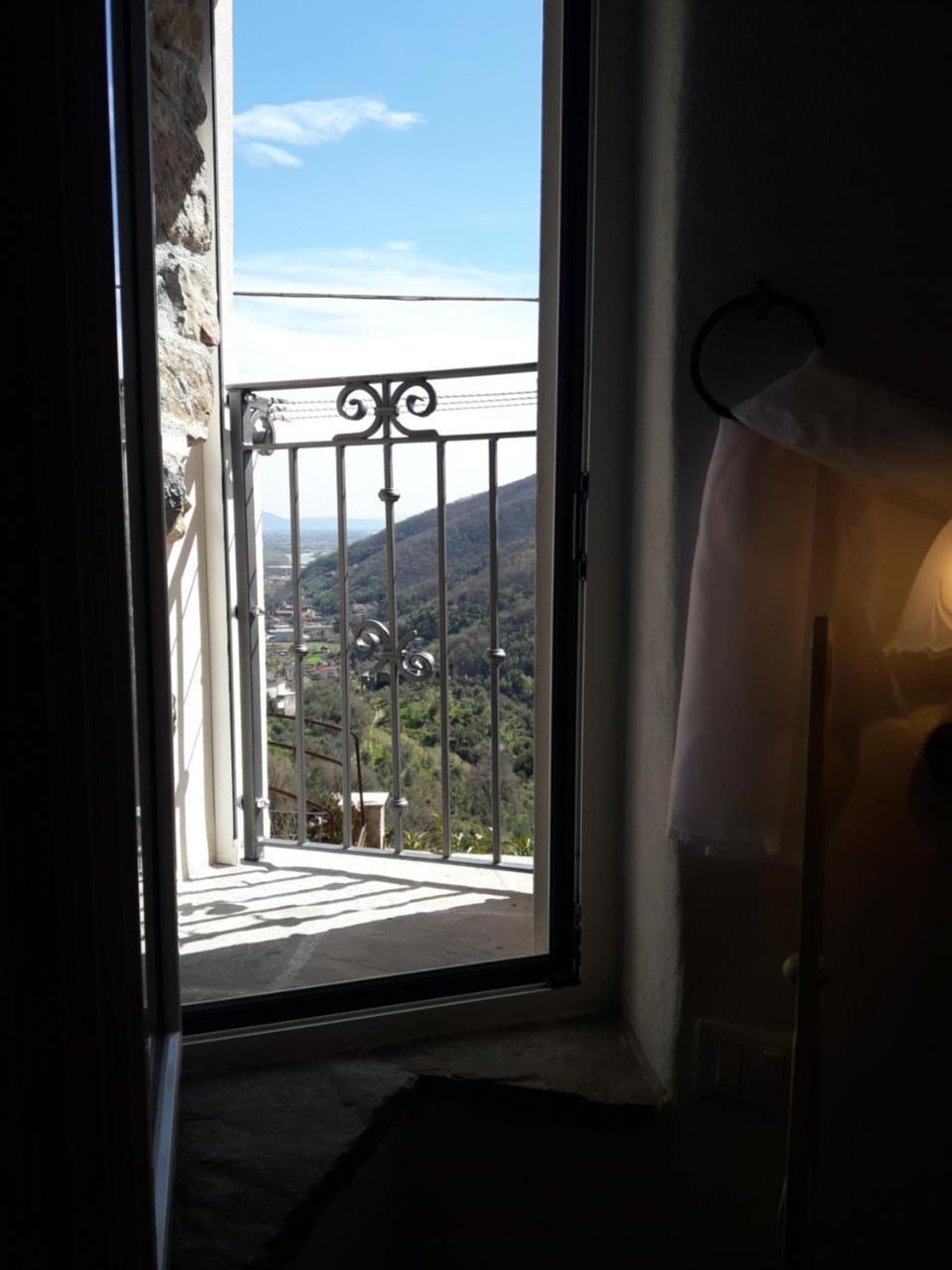 Da Giuse Bed & Breakfast Trebiano Bagian luar foto